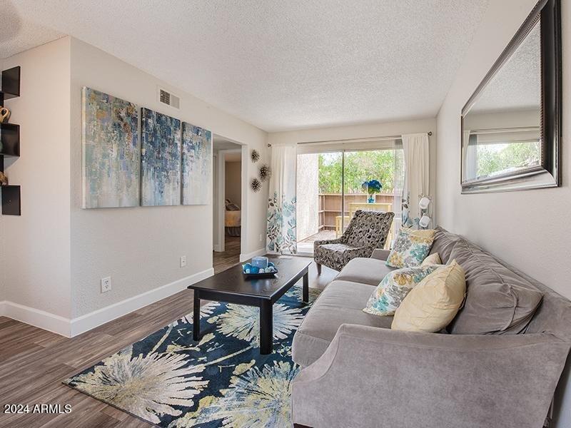 1651 South Dobson Road, Unit 21 Mesa, AZ 85202 - Photo 2 of 8 Living Room