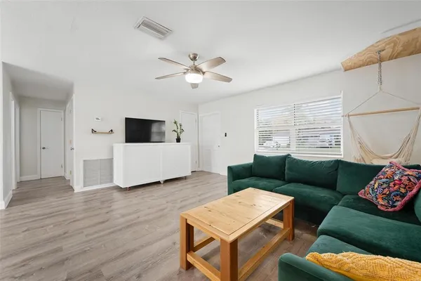 $2,200 | 5120 Brookmeade Drive, Sarasota, FL 34232