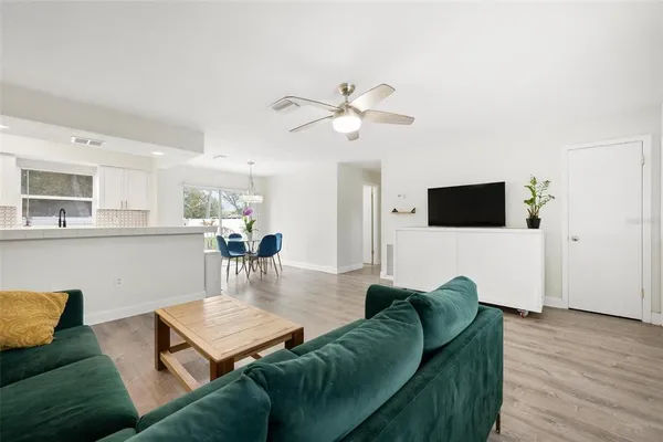 $2,200 | 5120 Brookmeade Drive, Sarasota, FL 34232