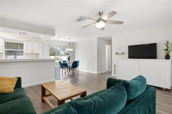 $2,200 | 5120 Brookmeade Drive, Sarasota, FL 34232