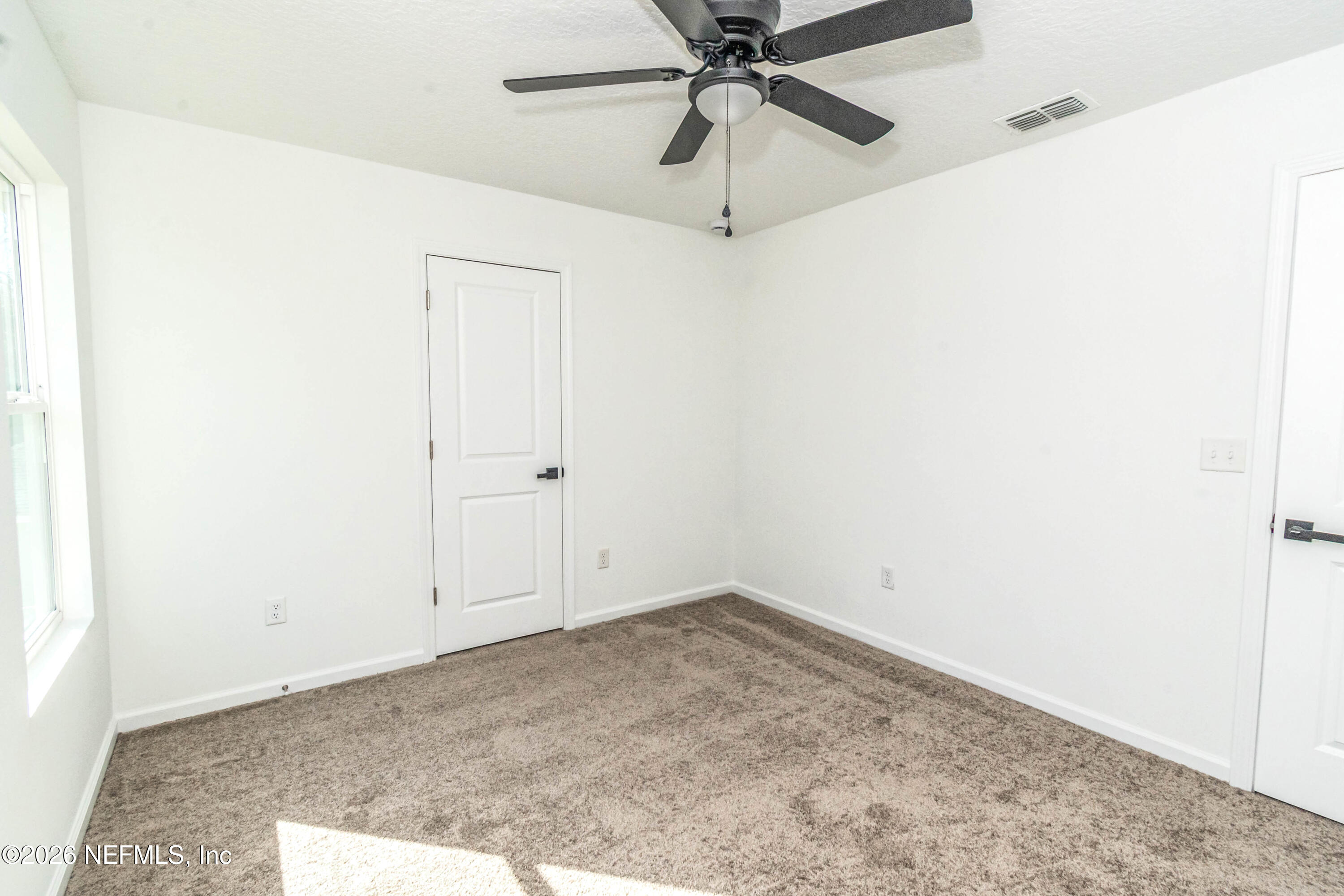 768 Constitution Place Macclenny, FL 32063 - Photo 31 of 41 an empty room