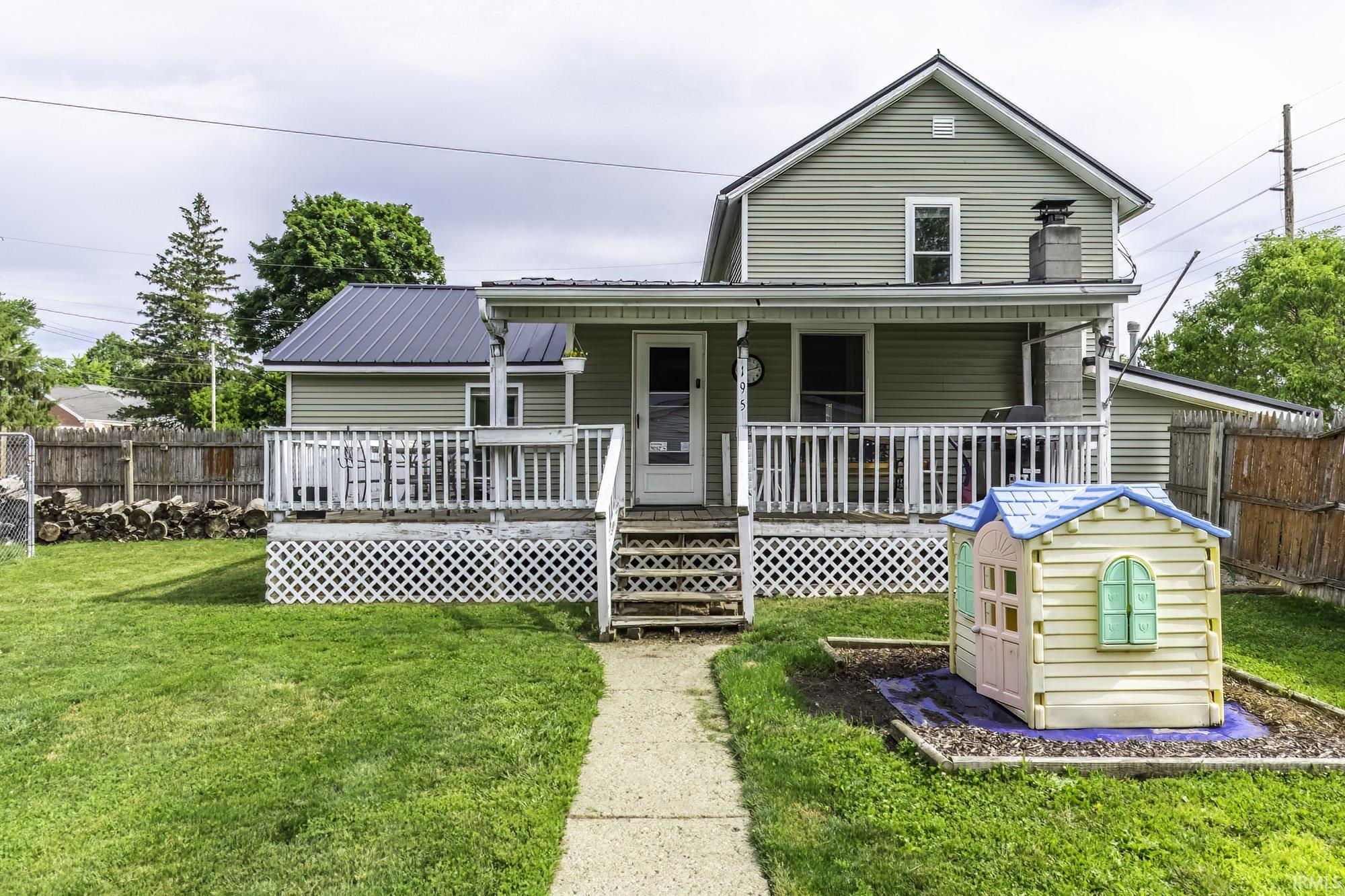 195 East Chestnut Street Waterloo, IN 46793 - Photo 3 of 30