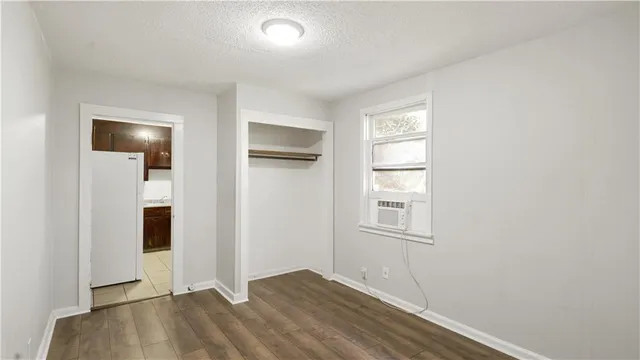 $1,200 | 1811 Hollygrove Street, New Orleans, LA 70118