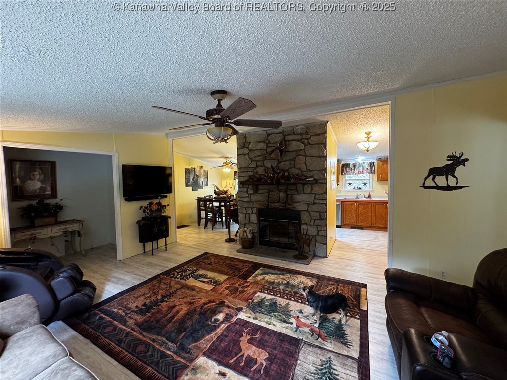 39 Fox Chase Road Alum Creek, WV 25003 - Photo 3 of 24 Gallery Image 3