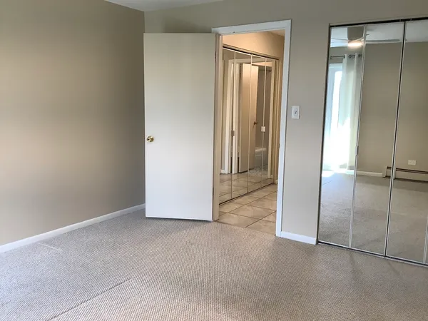 $1,495 | 10408 Menard Avenue, Unit 2B, Oak Lawn, IL 60453