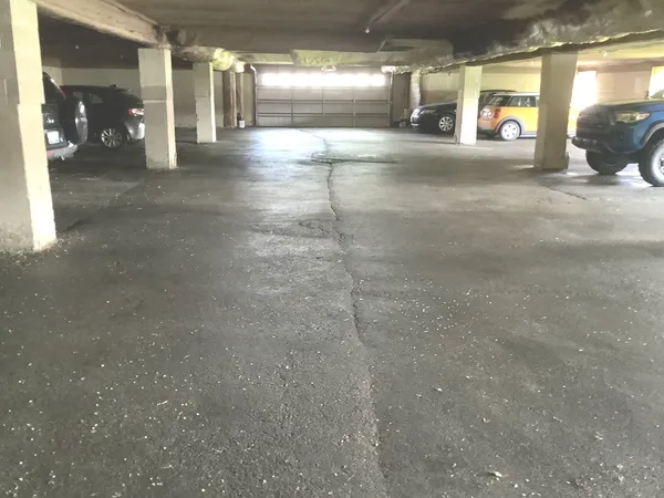 $1,495 | 10408 Menard Avenue, Unit 2B, Oak Lawn, IL 60453