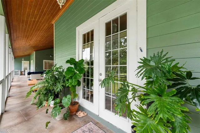 a view of a house with a big yard