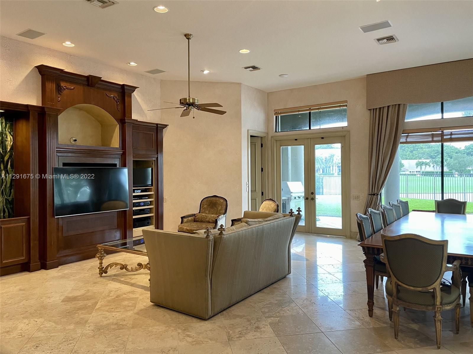 7387 Orangewood Lane Boca Raton, FL 33433 - Photo 10 of 39