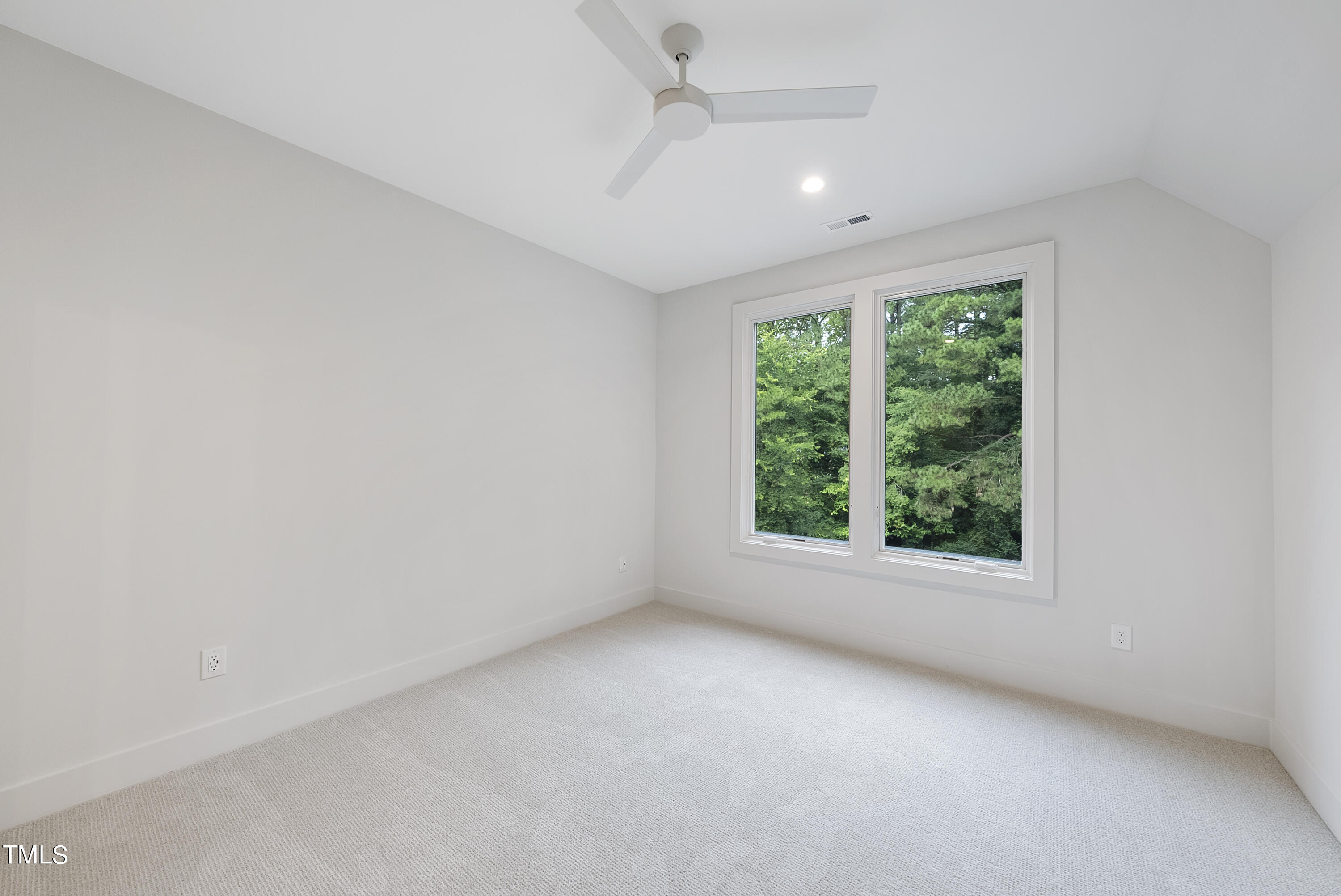 1137 Ivy Lane Raleigh, NC 27609 - Photo 23 of 49 DSC00297