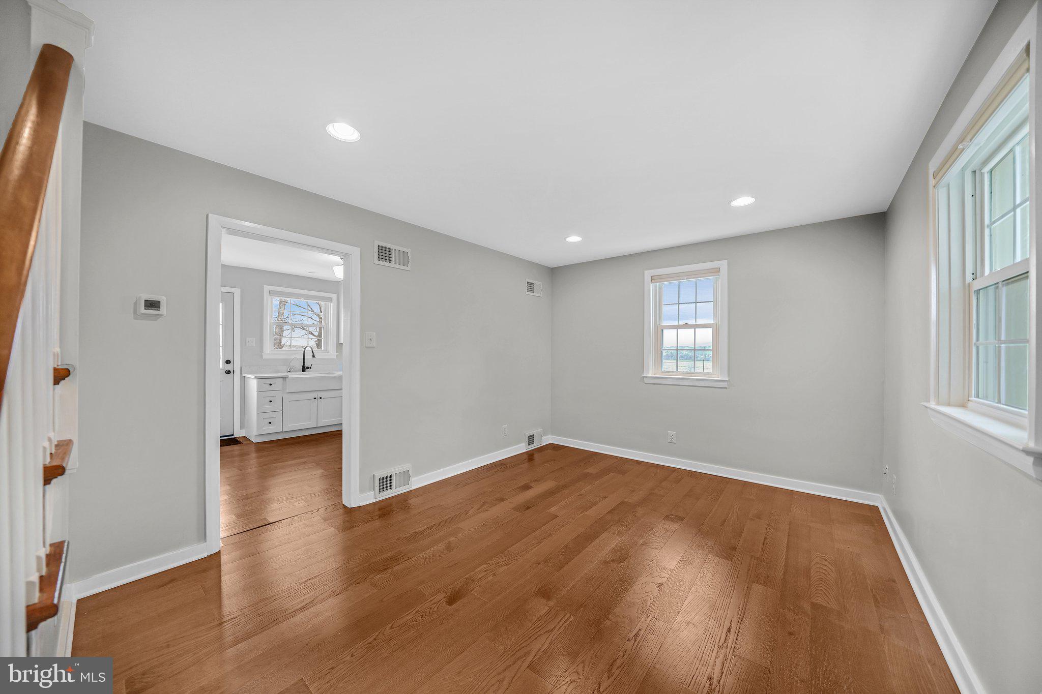 809 Laurelwood Road Pottstown, PA 19465 - Photo 5 of 24 Living Room
