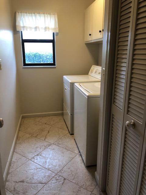 1519 Southwest 6th Court Boca Raton, FL 33486 - Photo 18 of 20 Laundry