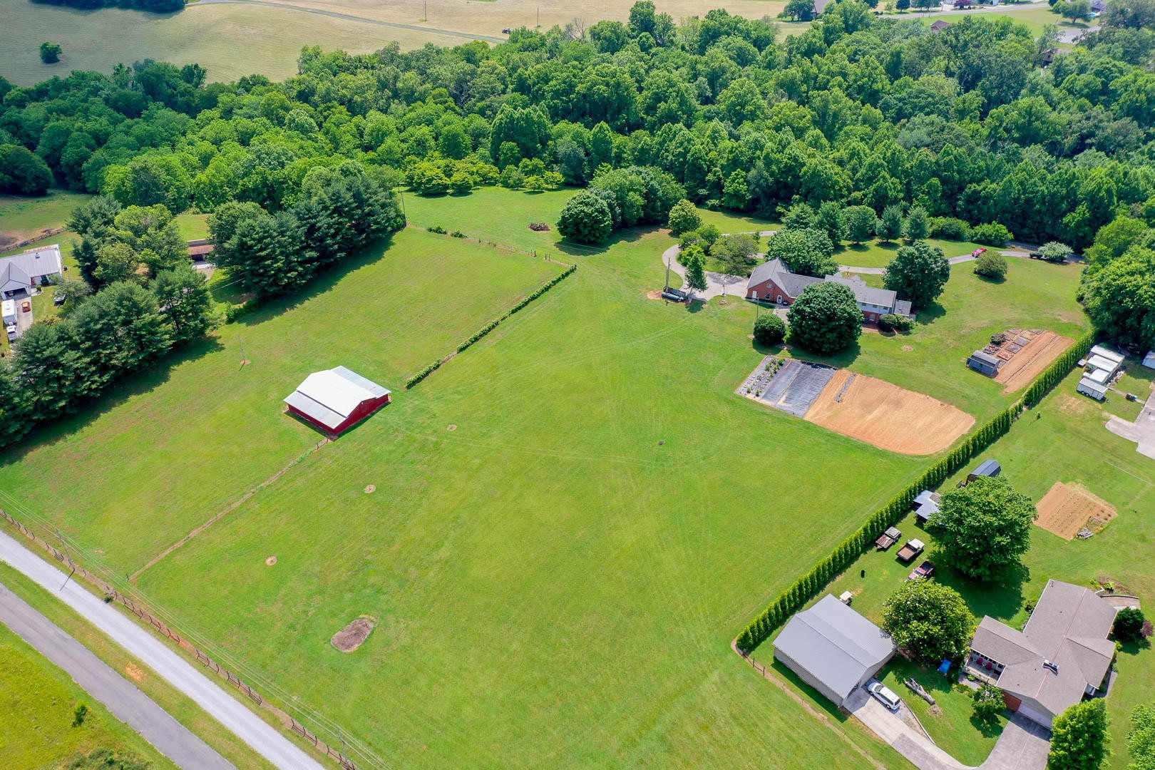 1208 Hitch Road Maryville, TN 37804 - Photo 4 of 38 Gallery Image 4