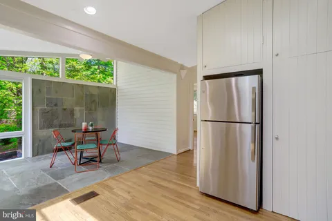 $1,275,000 | 7413 Rebecca Drive, Alexandria, VA 22307