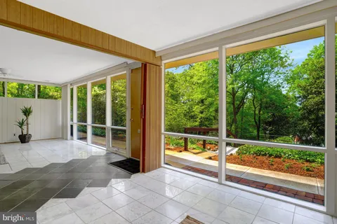 $1,275,000 | 7413 Rebecca Drive, Alexandria, VA 22307