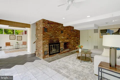 $1,275,000 | 7413 Rebecca Drive, Alexandria, VA 22307