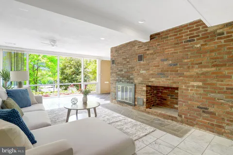 $1,275,000 | 7413 Rebecca Drive, Alexandria, VA 22307