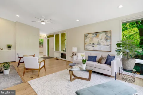 $1,275,000 | 7413 Rebecca Drive, Alexandria, VA 22307