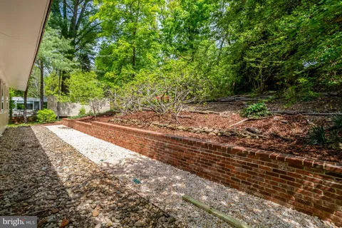 $1,275,000 | 7413 Rebecca Drive, Alexandria, VA 22307