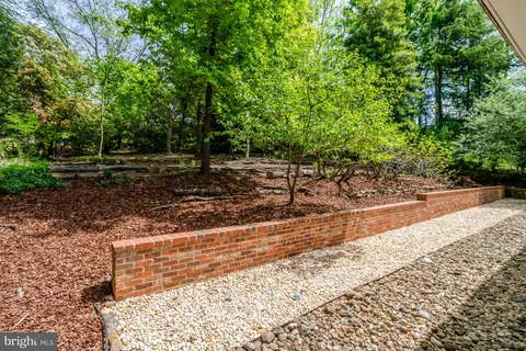 $1,275,000 | 7413 Rebecca Drive, Alexandria, VA 22307