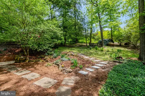 $1,275,000 | 7413 Rebecca Drive, Alexandria, VA 22307