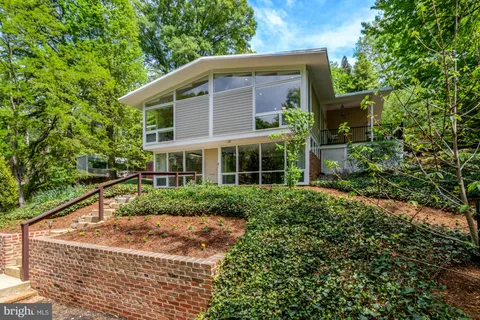 $1,275,000 | 7413 Rebecca Drive, Alexandria, VA 22307