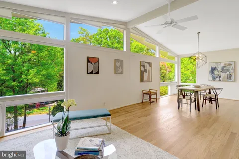 $1,275,000 | 7413 Rebecca Drive, Alexandria, VA 22307