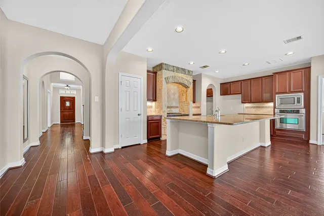 $524,999 | 6306 Fiddlers Green Drive, Missouri City, TX 77459