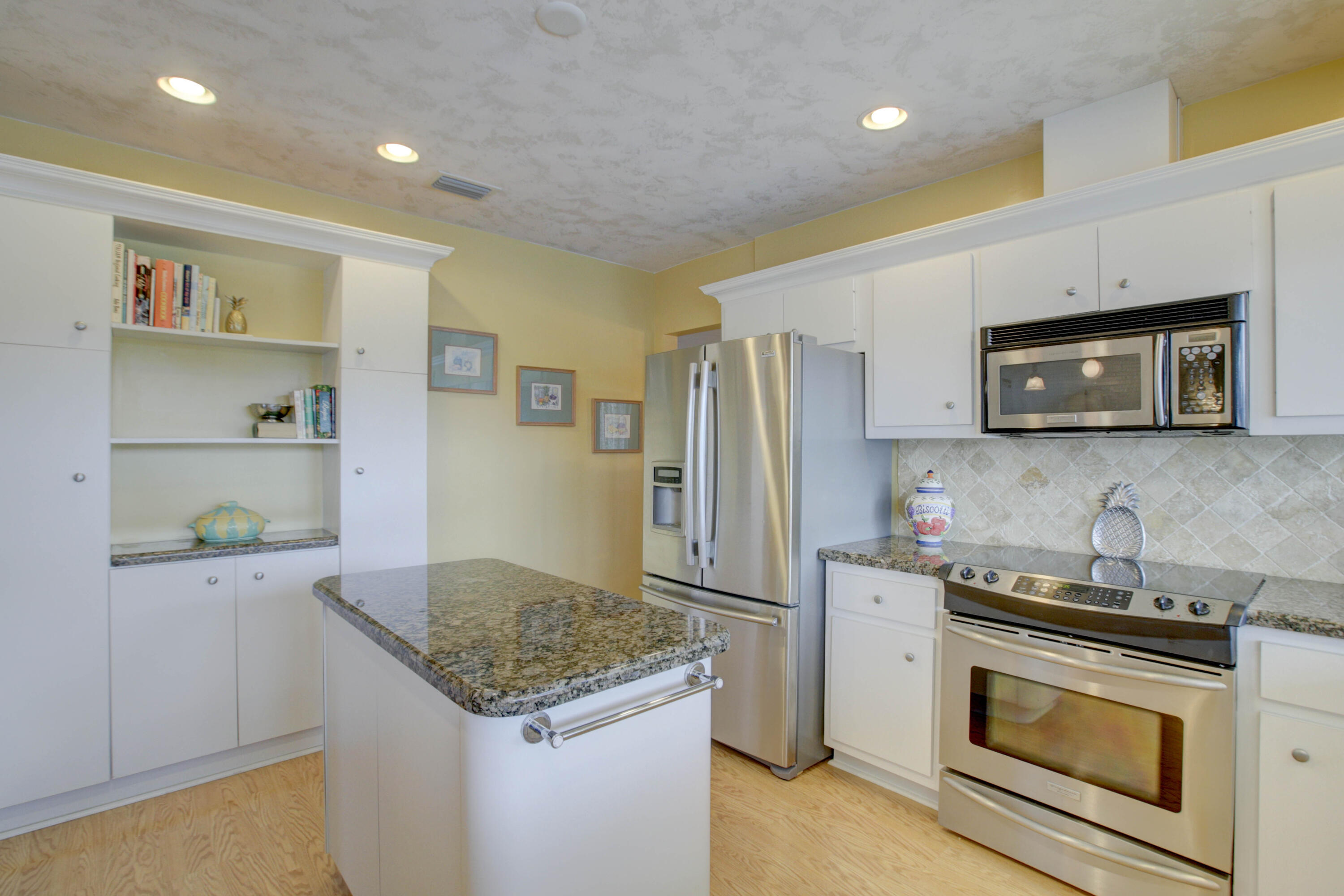 4900 West Park Road Hollywood, FL 33021 - Photo 15 of 52 36__g6i6013_4_5_6_7