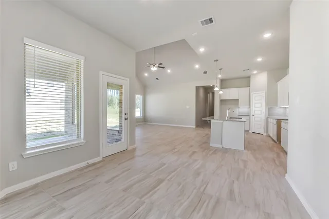 $386,348 | 4033 Road 66124, Dayton, TX 77535