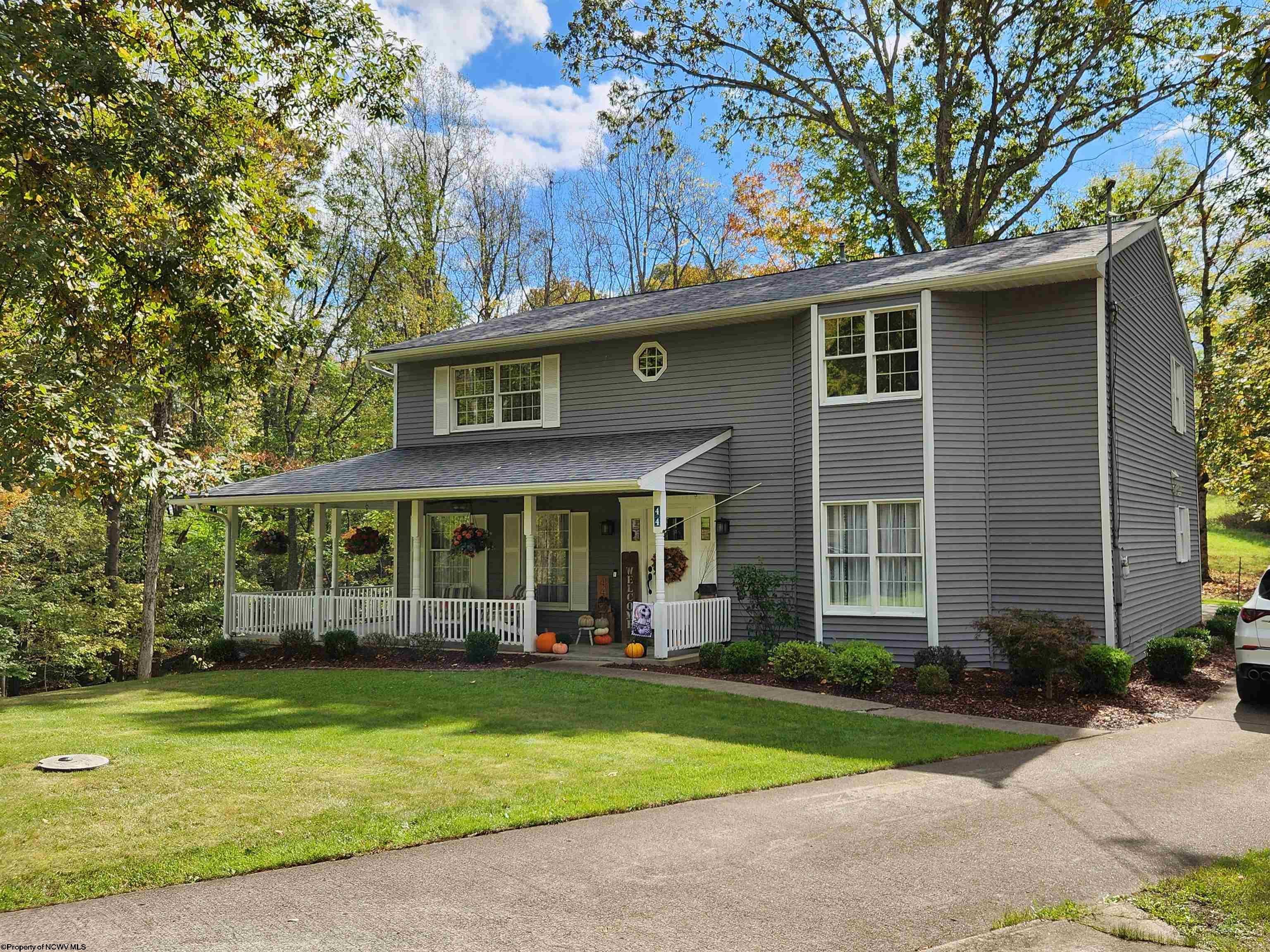 44 Leopard Fairmont, WV 26554 - Photo 4 of 49 Gallery Image 4