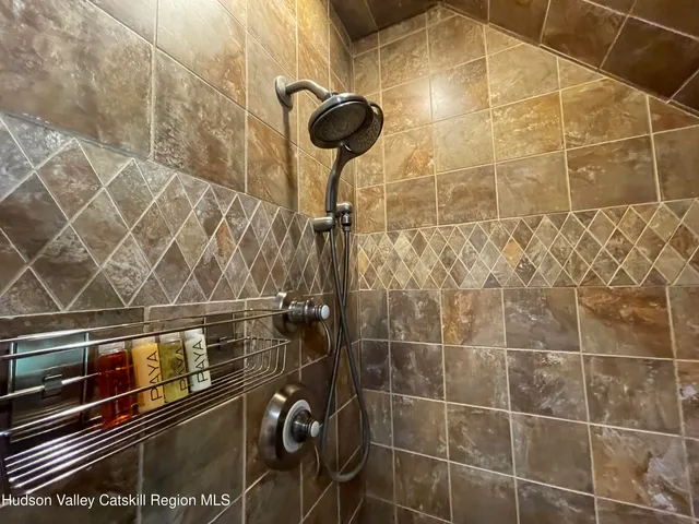 $3,800 | 37 Garage Place Road, Ghent, NY 12075