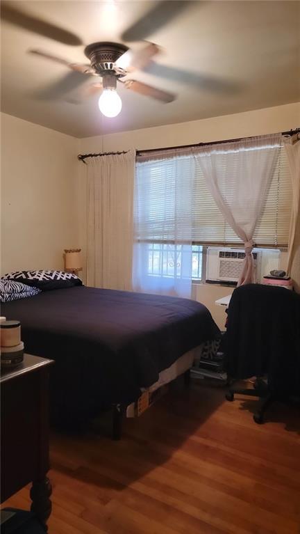 234 Howell Terrace Southwest Atlanta, GA 30331 - Photo 15 of 64 a bed sitting in a room next to a window