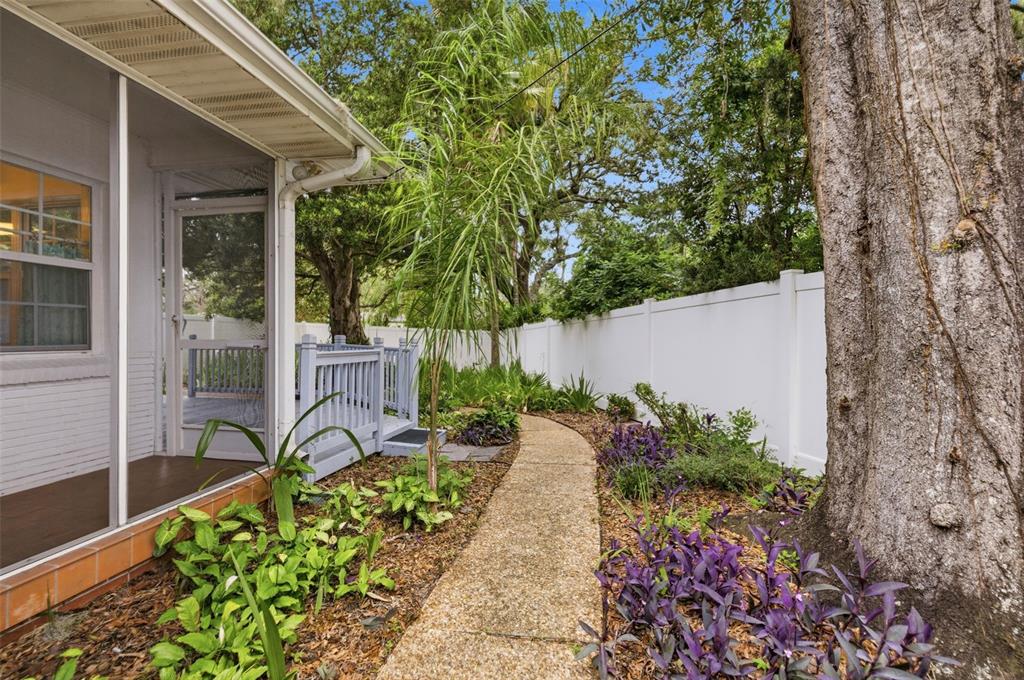 216 Inverness Avenue Temple Terrace, FL 33617 - Photo 38 of 54 Gallery Image 38