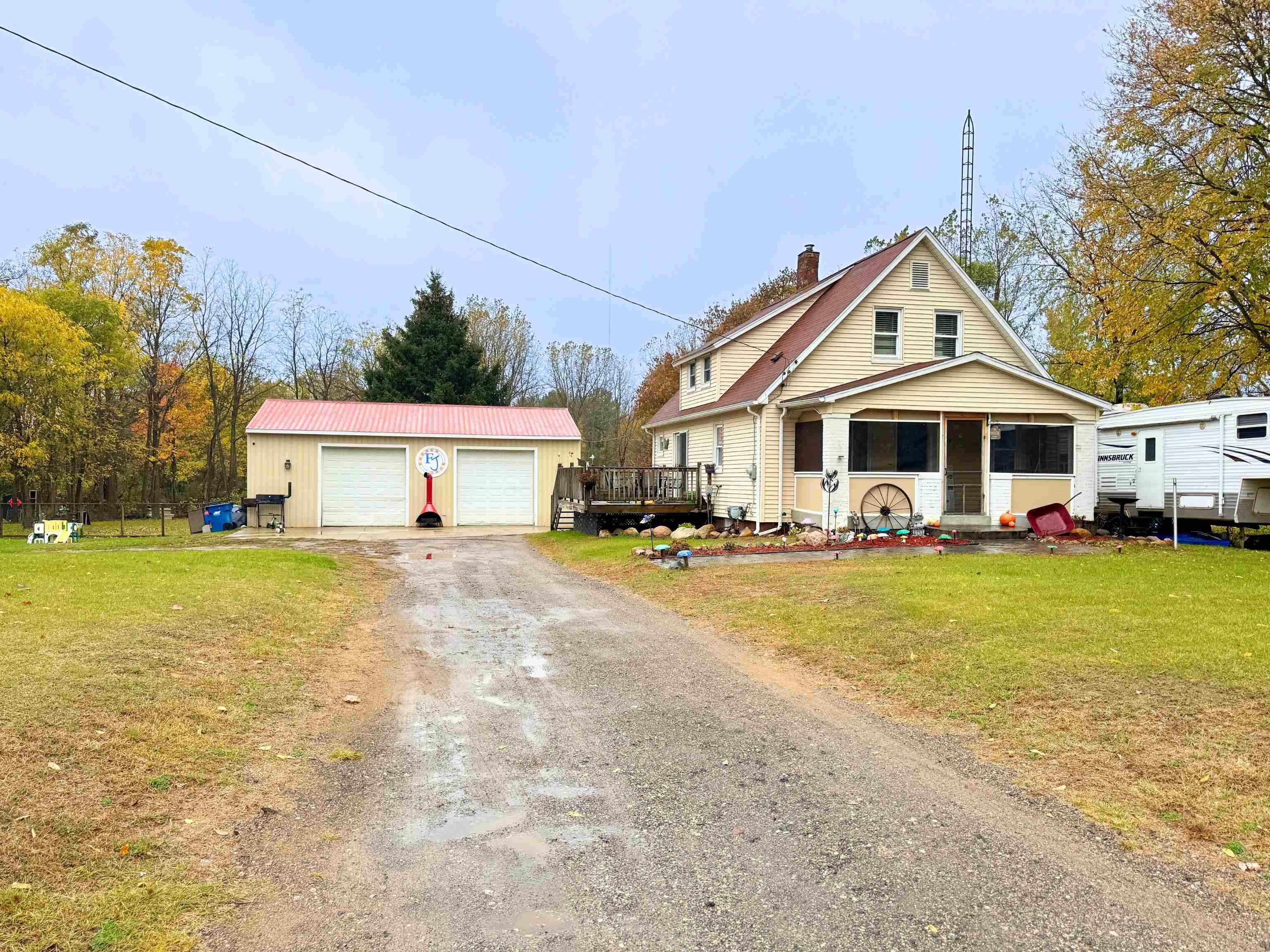 14049 Tuscola Road Clio, MI 48420 - Photo 1 of 31
