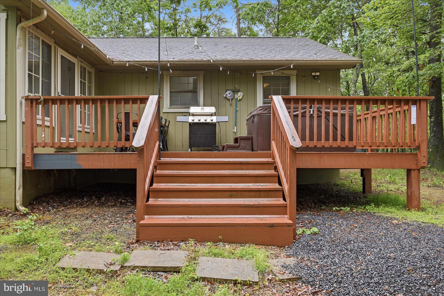 323 Palmer Road Basye, VA 22810 - Photo 37 of 49 Gallery Image 37