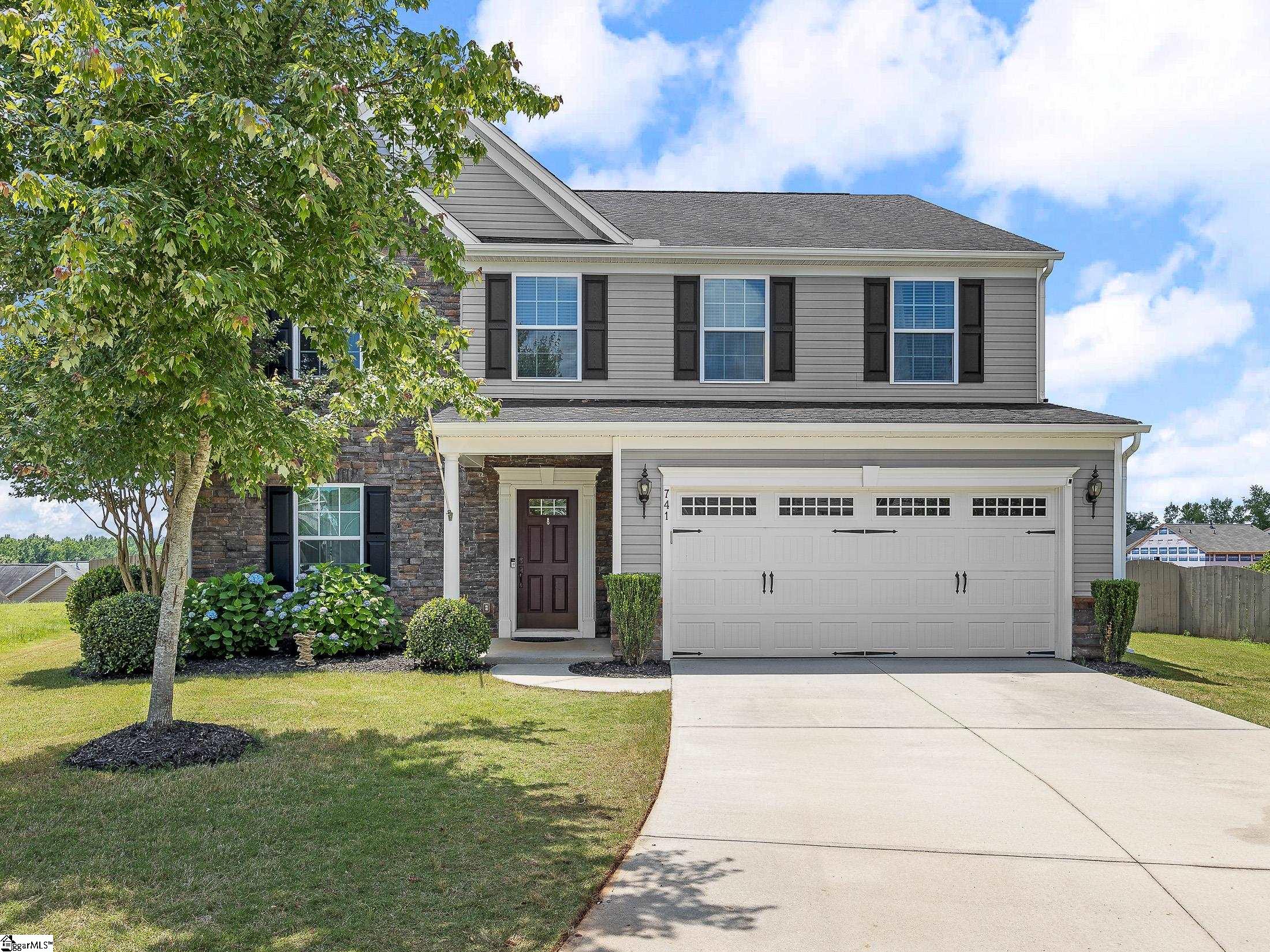 741 Ethridge Point Boiling Springs, SC 29316 - Photo 3 of 42 Gallery Image 3