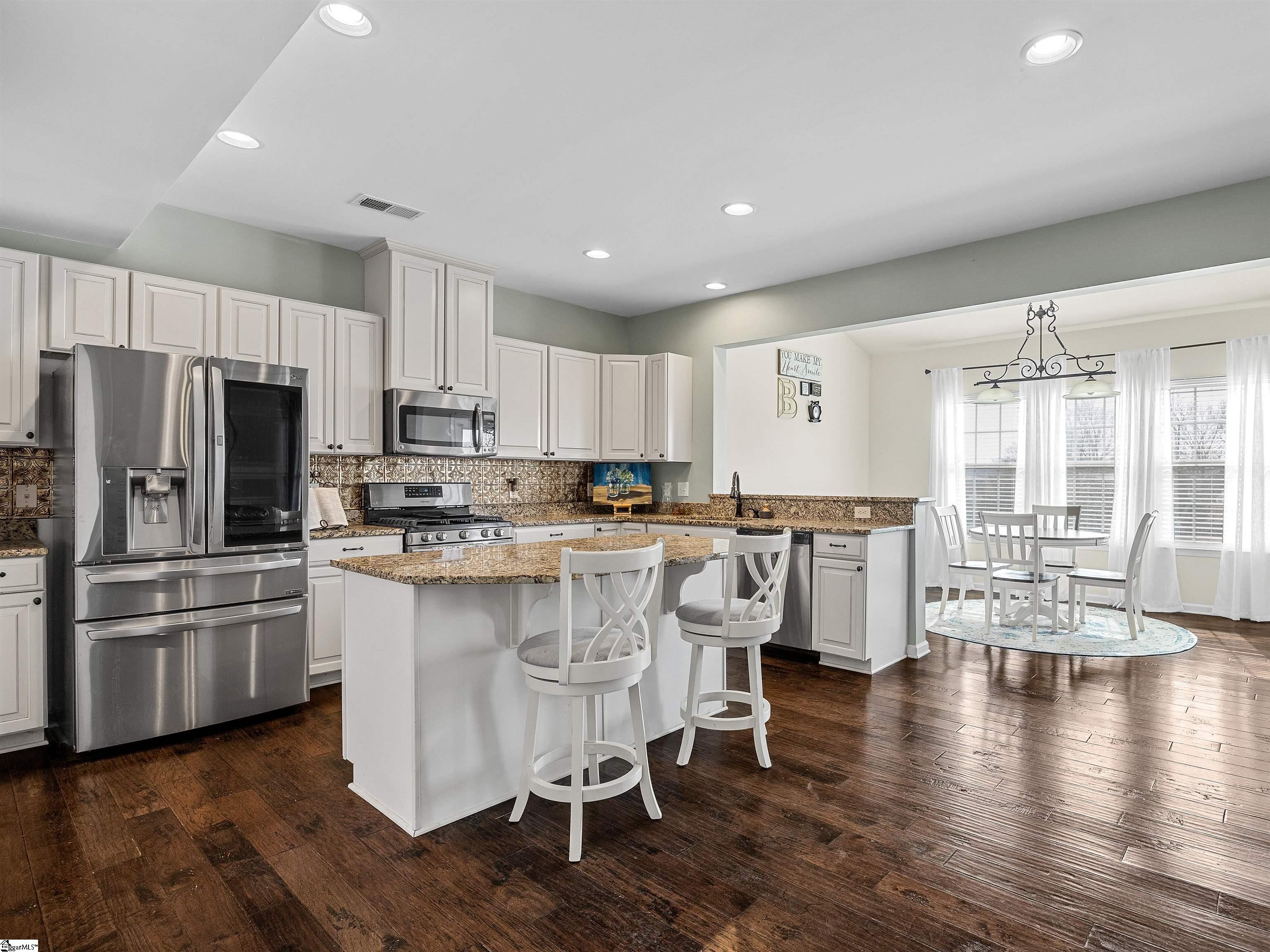 741 Ethridge Point Boiling Springs, SC 29316 - Photo 10 of 42 Gallery Image 10