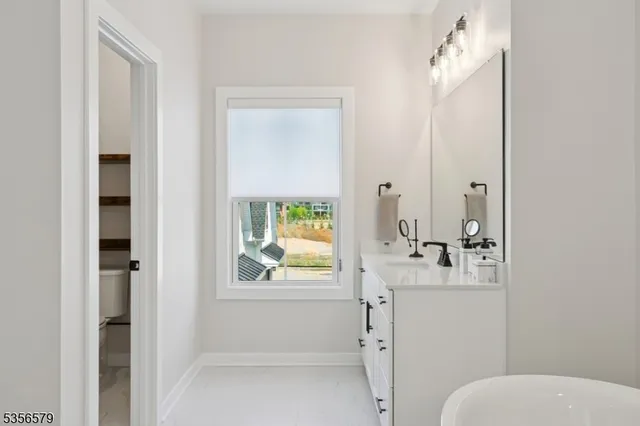 $1,039,999 | 44 Willow Lane, Parsippany, NJ 07054