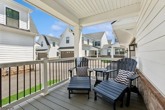 $1,039,999 | 44 Willow Lane, Parsippany, NJ 07054