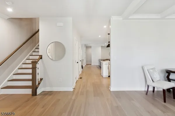 $1,039,999 | 44 Willow Lane, Parsippany, NJ 07054