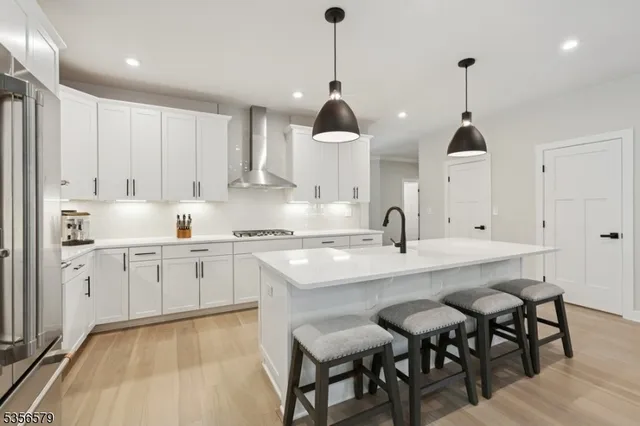 $1,039,999 | 44 Willow Lane, Parsippany, NJ 07054