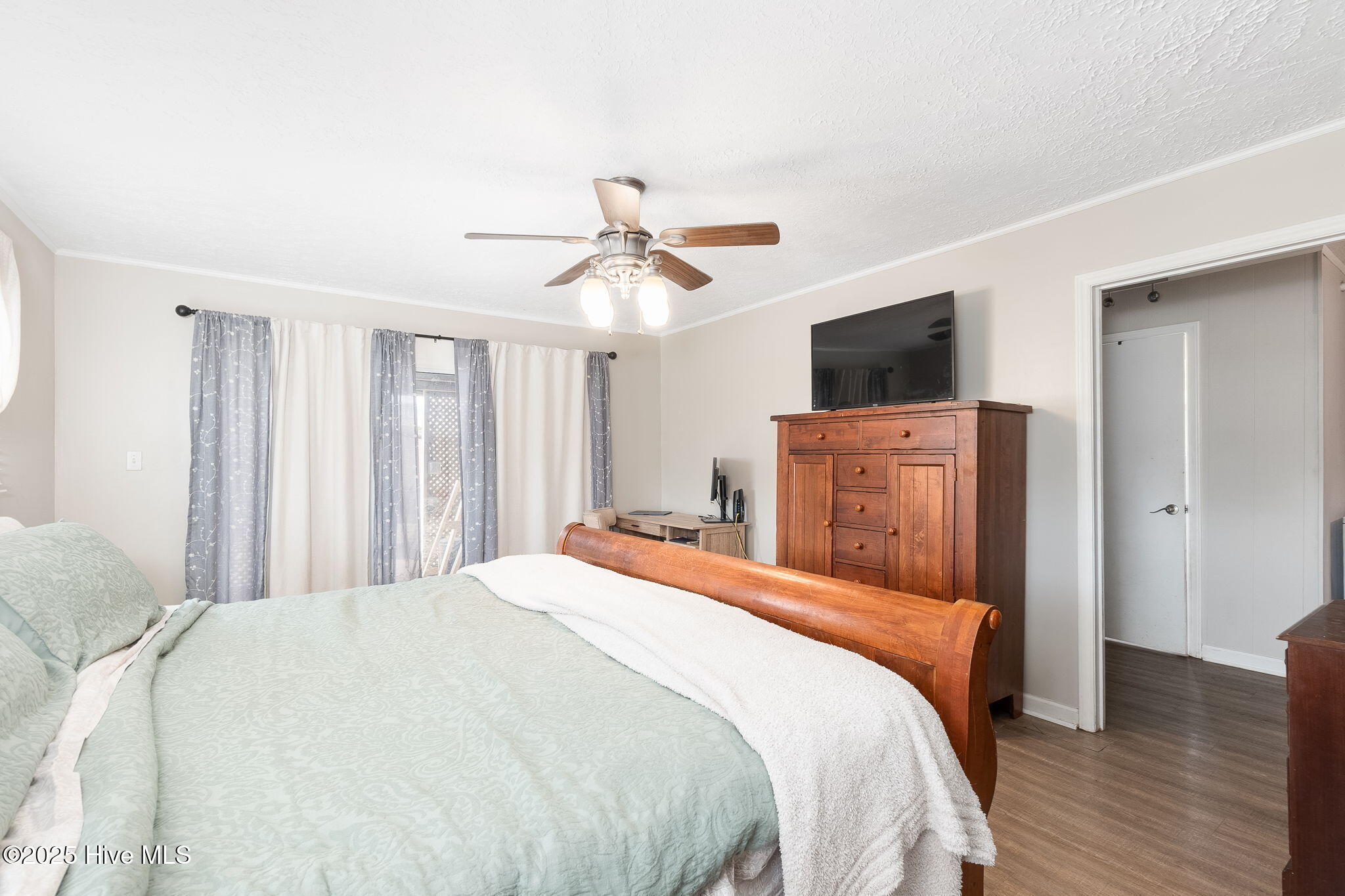 213 9 Mile Road Newport, NC 28570 - Photo 21 of 41 Living room being used as primary suite