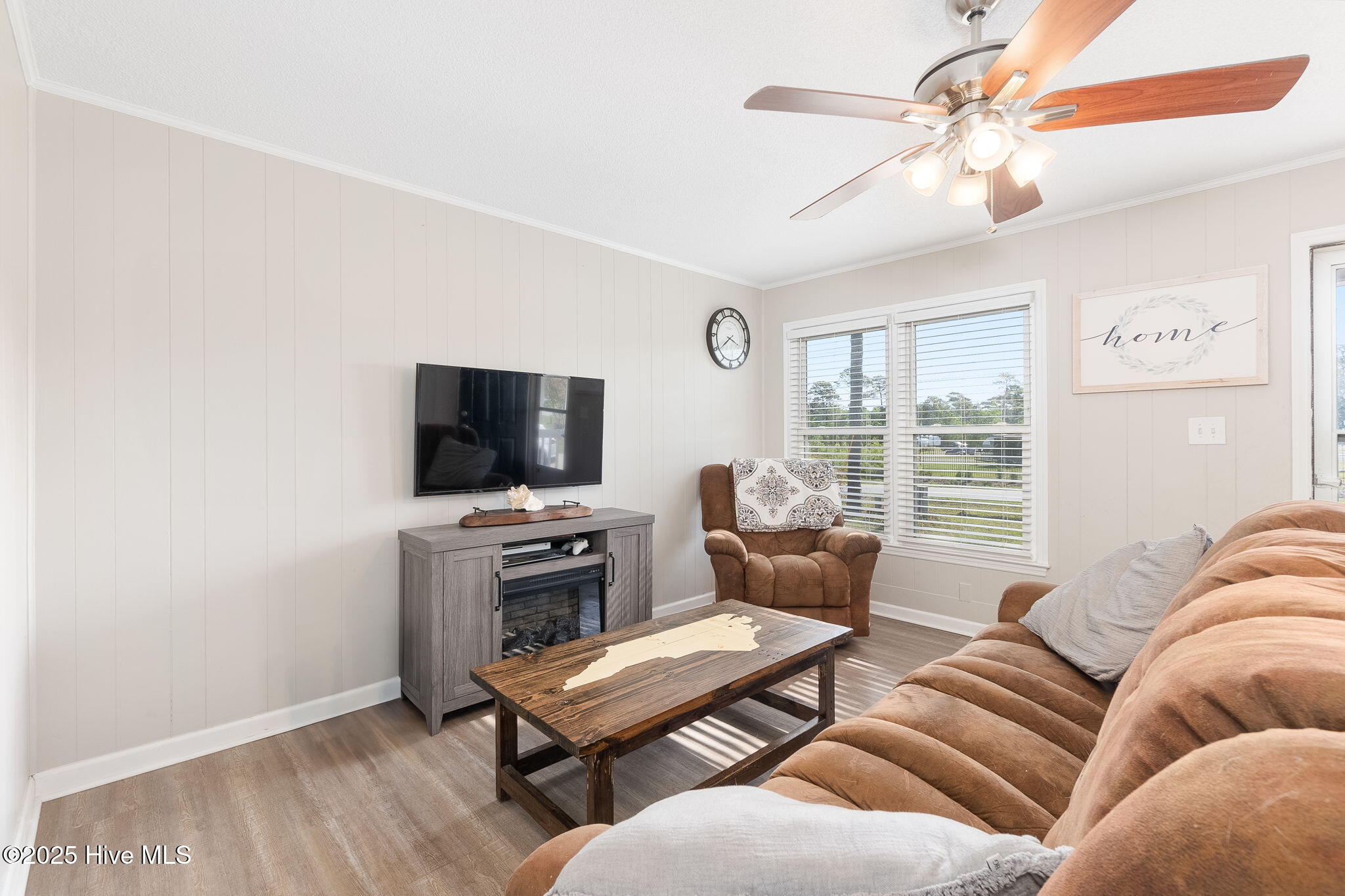 213 9 Mile Road Newport, NC 28570 - Photo 5 of 41 Dining used as family room
