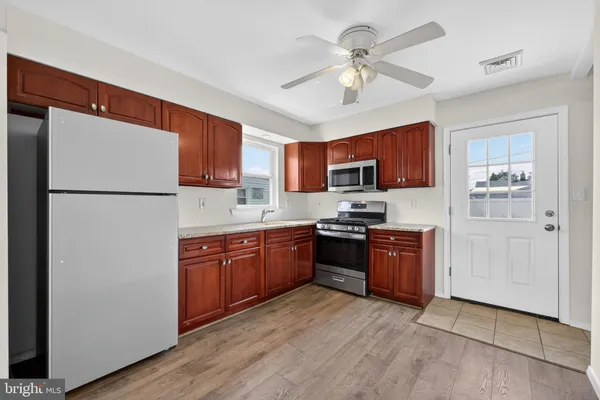 $325,000 | 4627 Gary Drive, Bristol, PA 19007