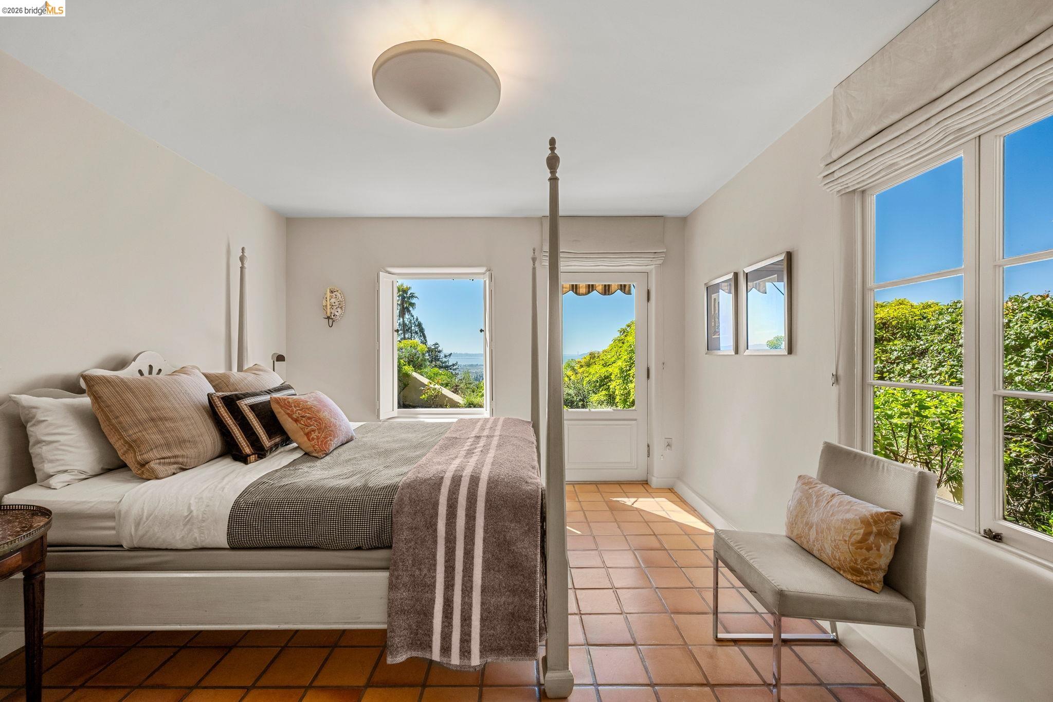 1004 Cragmont Avenue Berkeley, CA 94708 - Photo 34 of 57