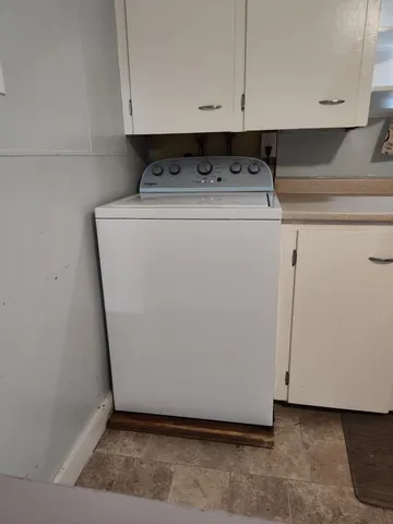 $185,000 | 70 Spring Street, Gardiner, ME 04345