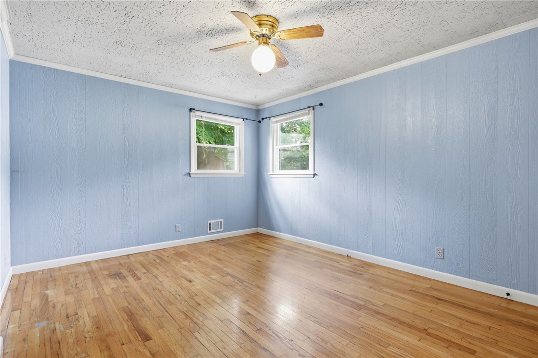 703-705 Holt Road Webster, NY 14580 - Photo 12 of 33