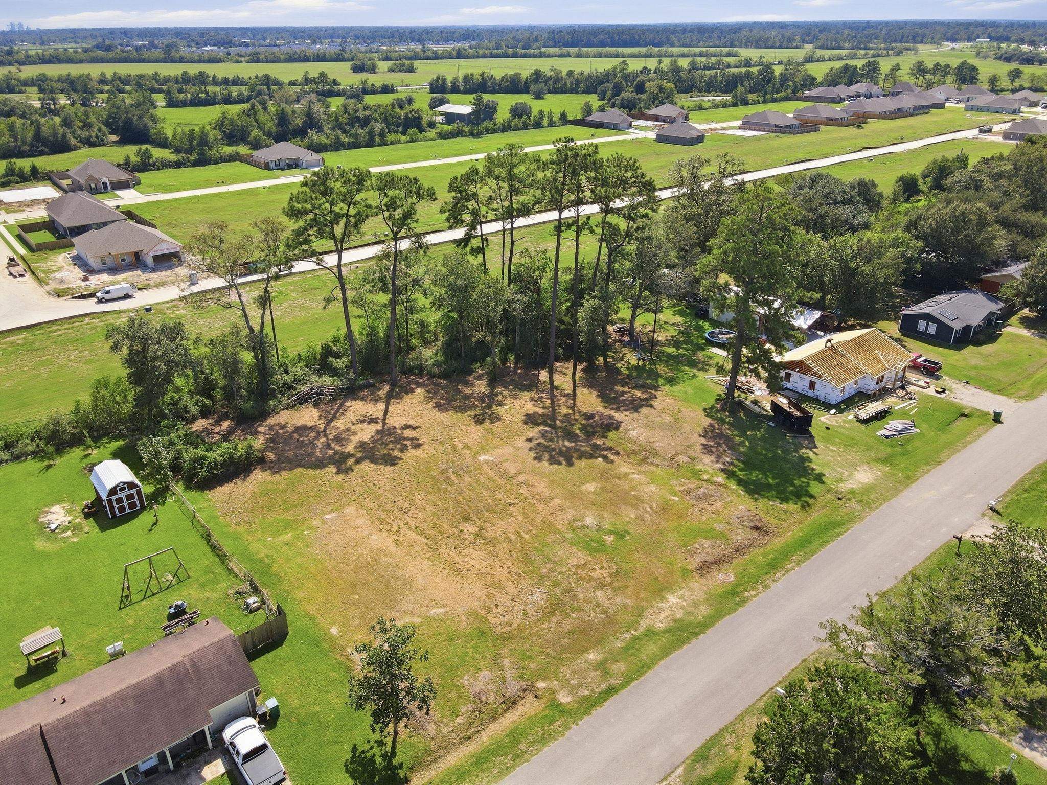 1373 Beagle Road Orange, TX 77632 - Photo 3 of 5 Gallery Image 3