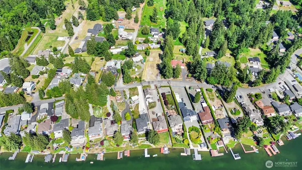 $299,000 | 7013 Vandermark Road East, Bonney Lake, WA 98391