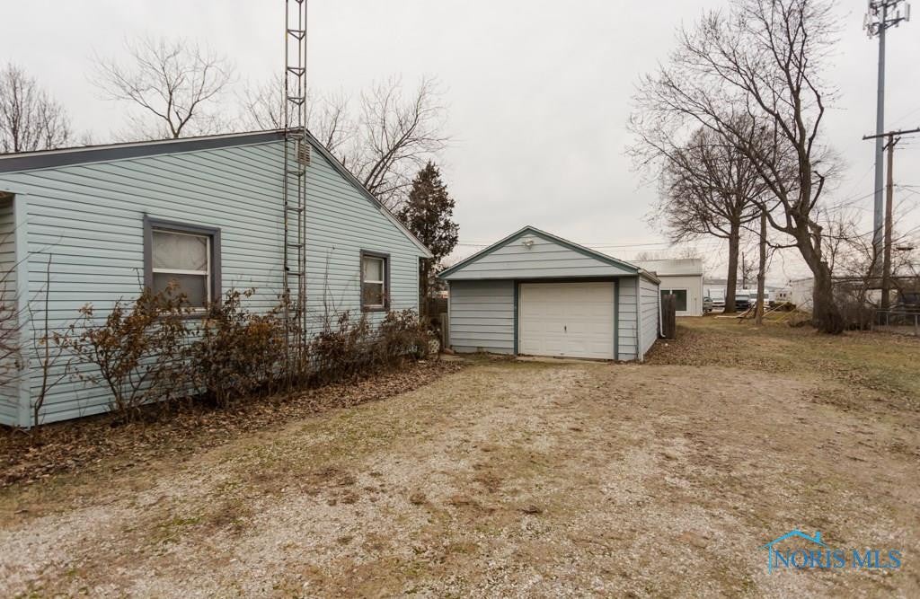 623 Eckel Road Perrysburg, OH 43551 - Photo 4 of 24 Gallery Image 4